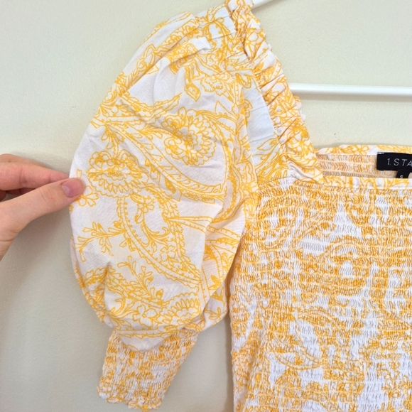 🍁1.State Yellow & White Paisley Puff Sleeve Smocked Dress – Size Small - Picture 2 of 5